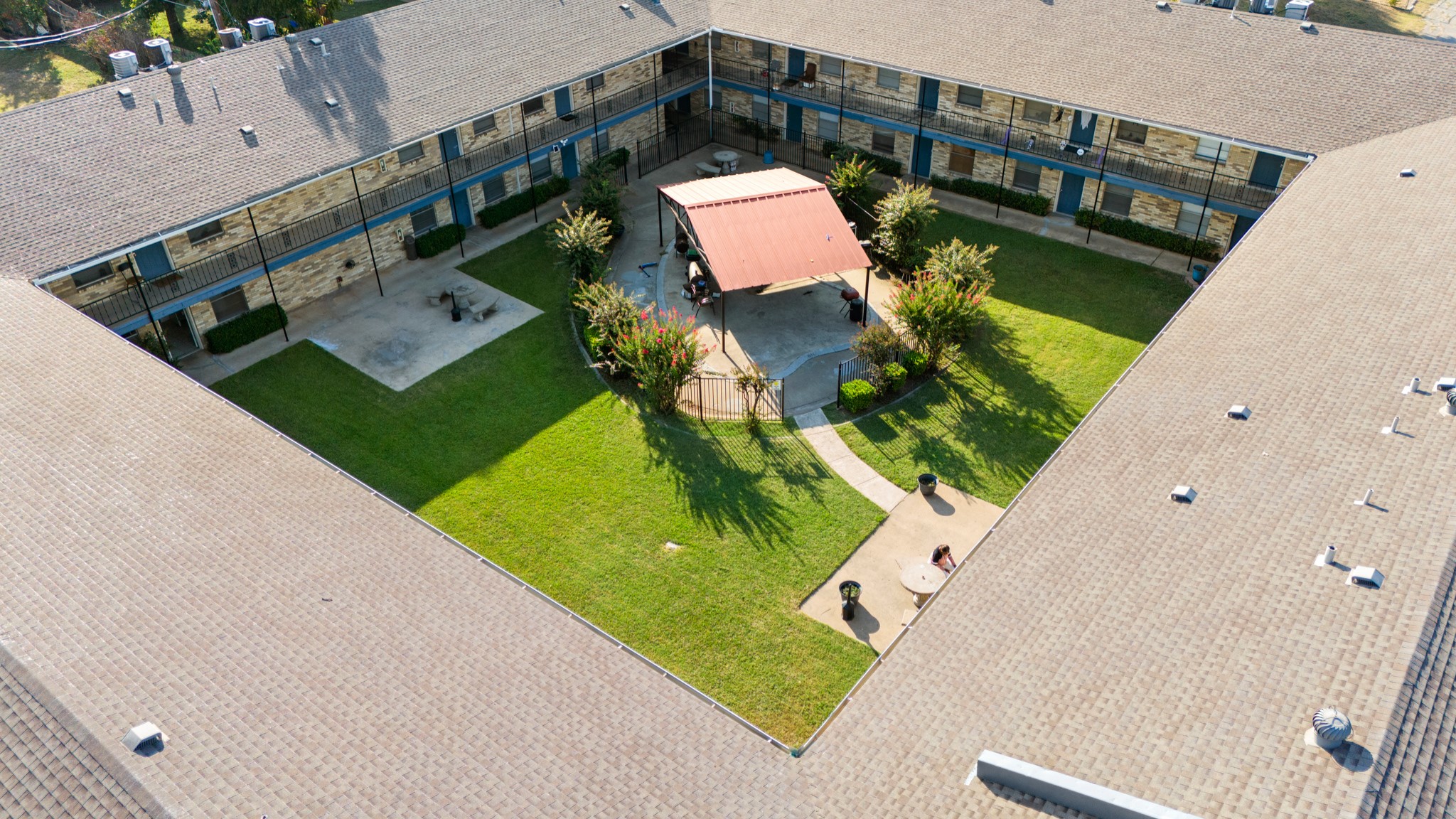 1901 Handley Drive Fort Worth TX 76112