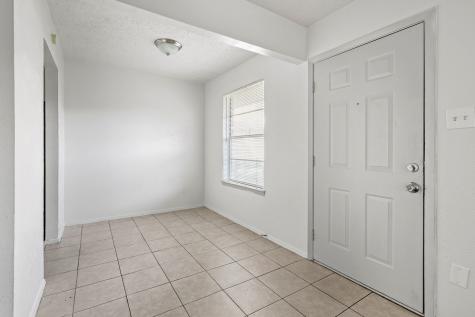 1901 Handley Drive Fort Worth TX 76112