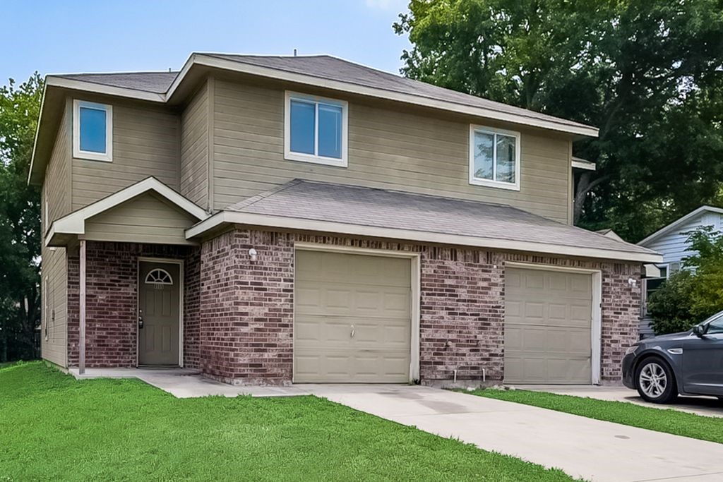 8011 Arbor Avenue Fort Worth TX 76116