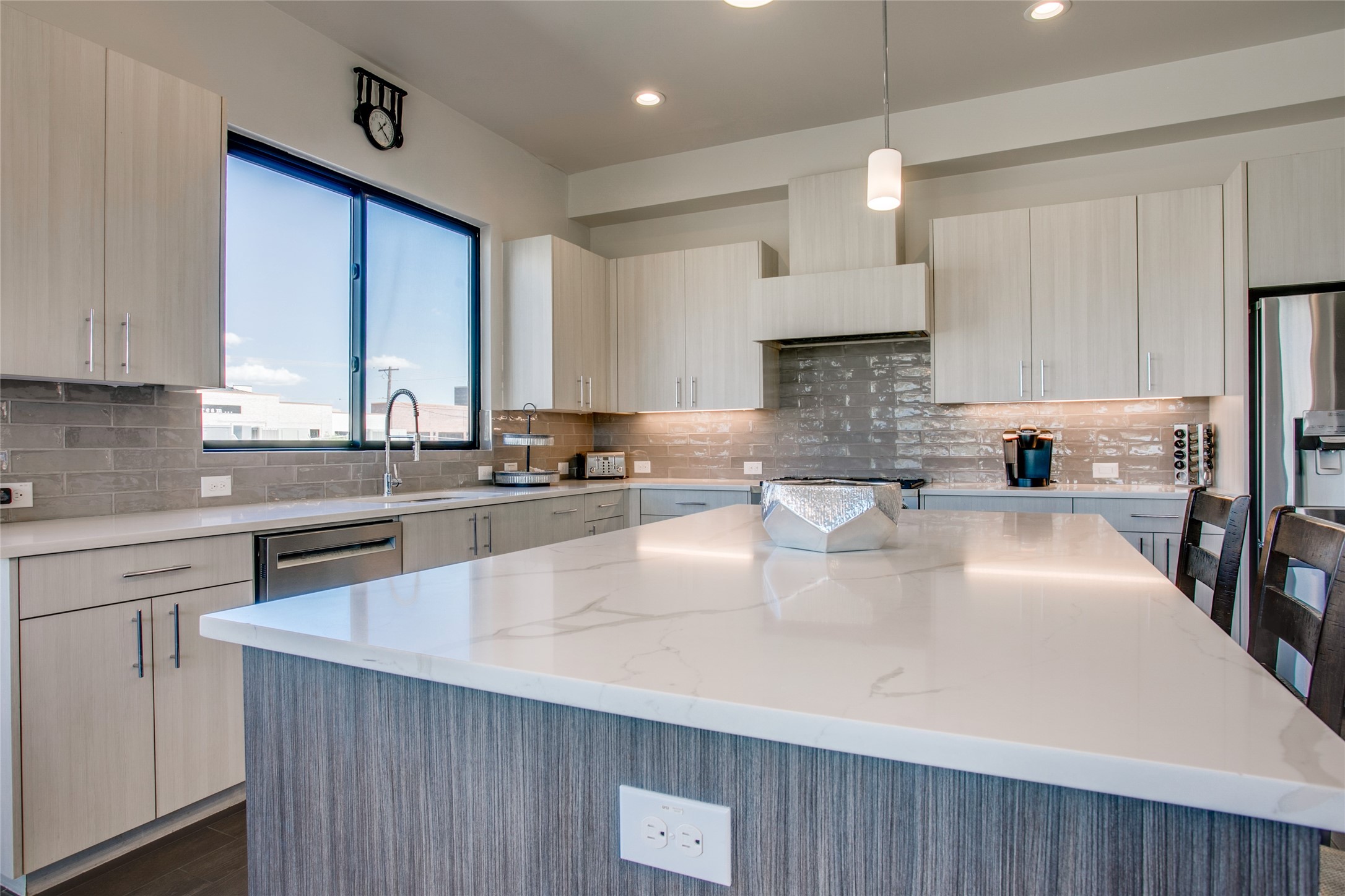 410 Melba Street Dallas TX 75208