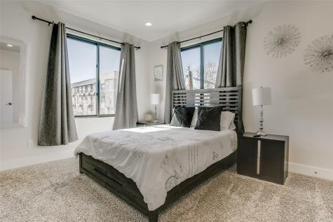 410 Melba Street Dallas TX 75208