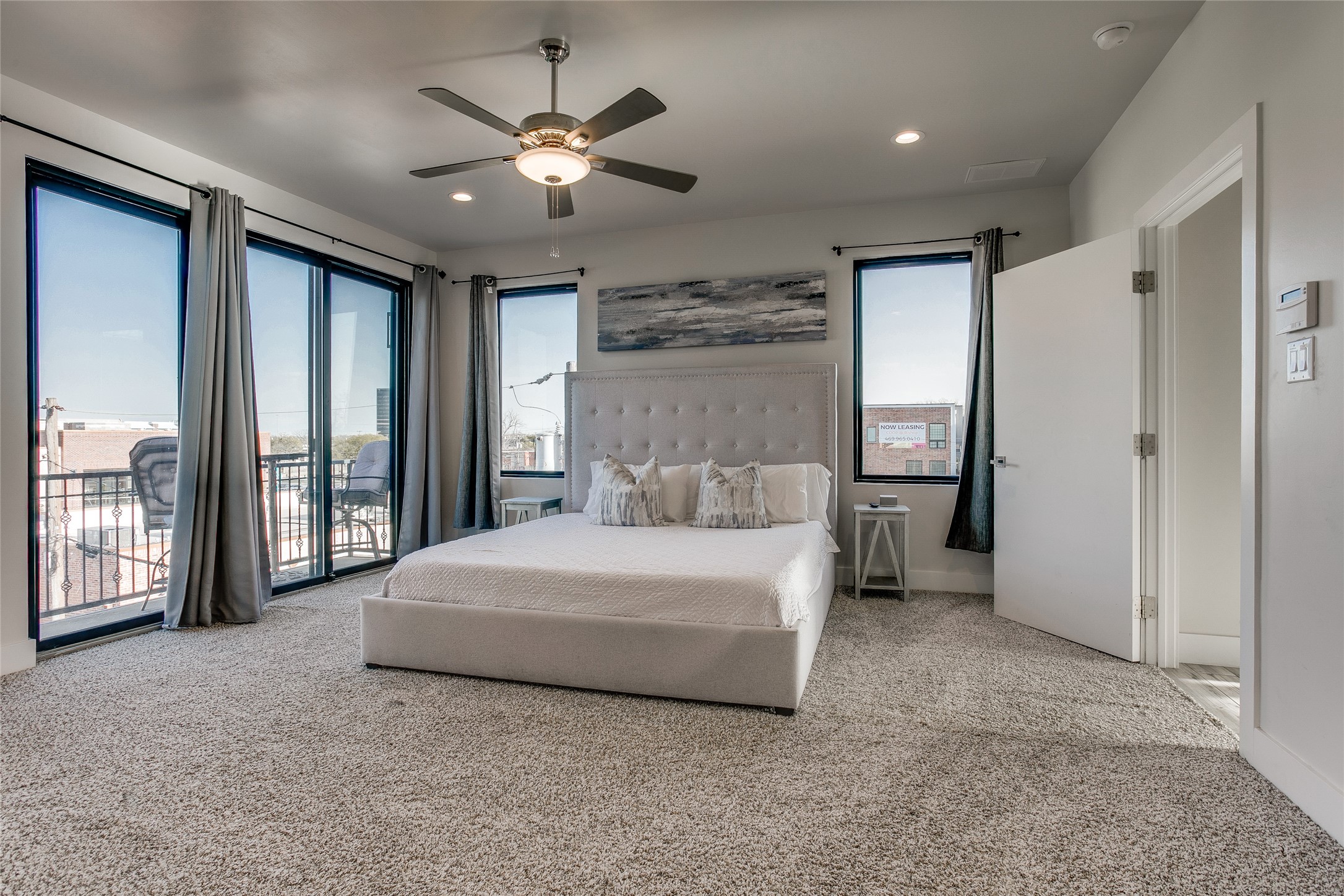 410 Melba Street Dallas TX 75208