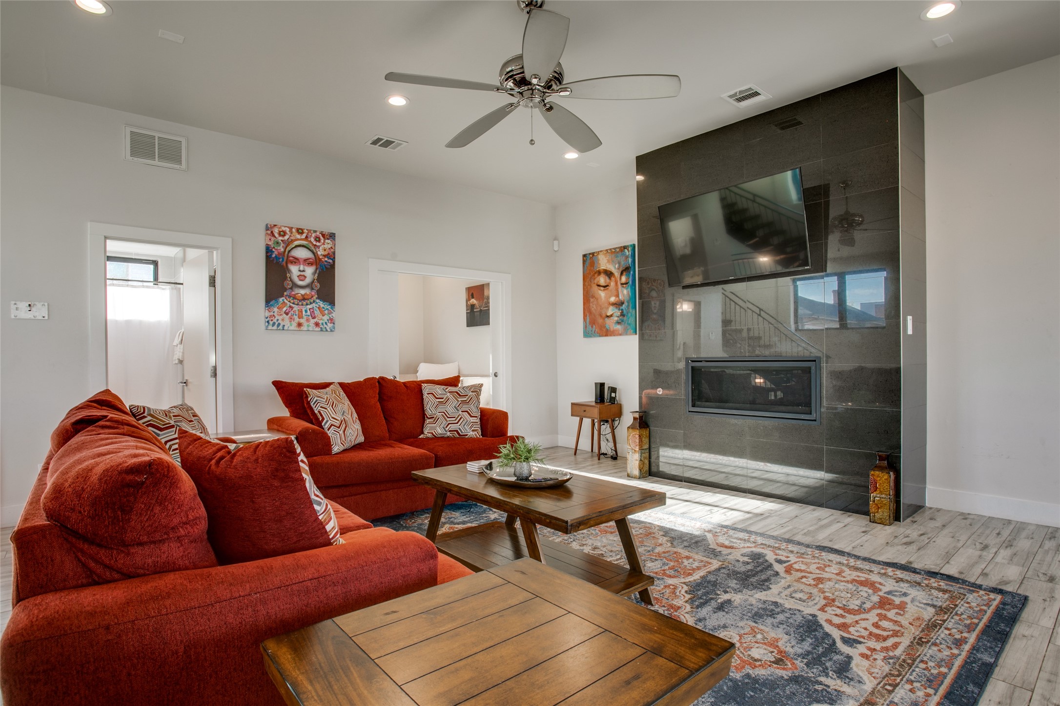 410 Melba Street Dallas TX 75208