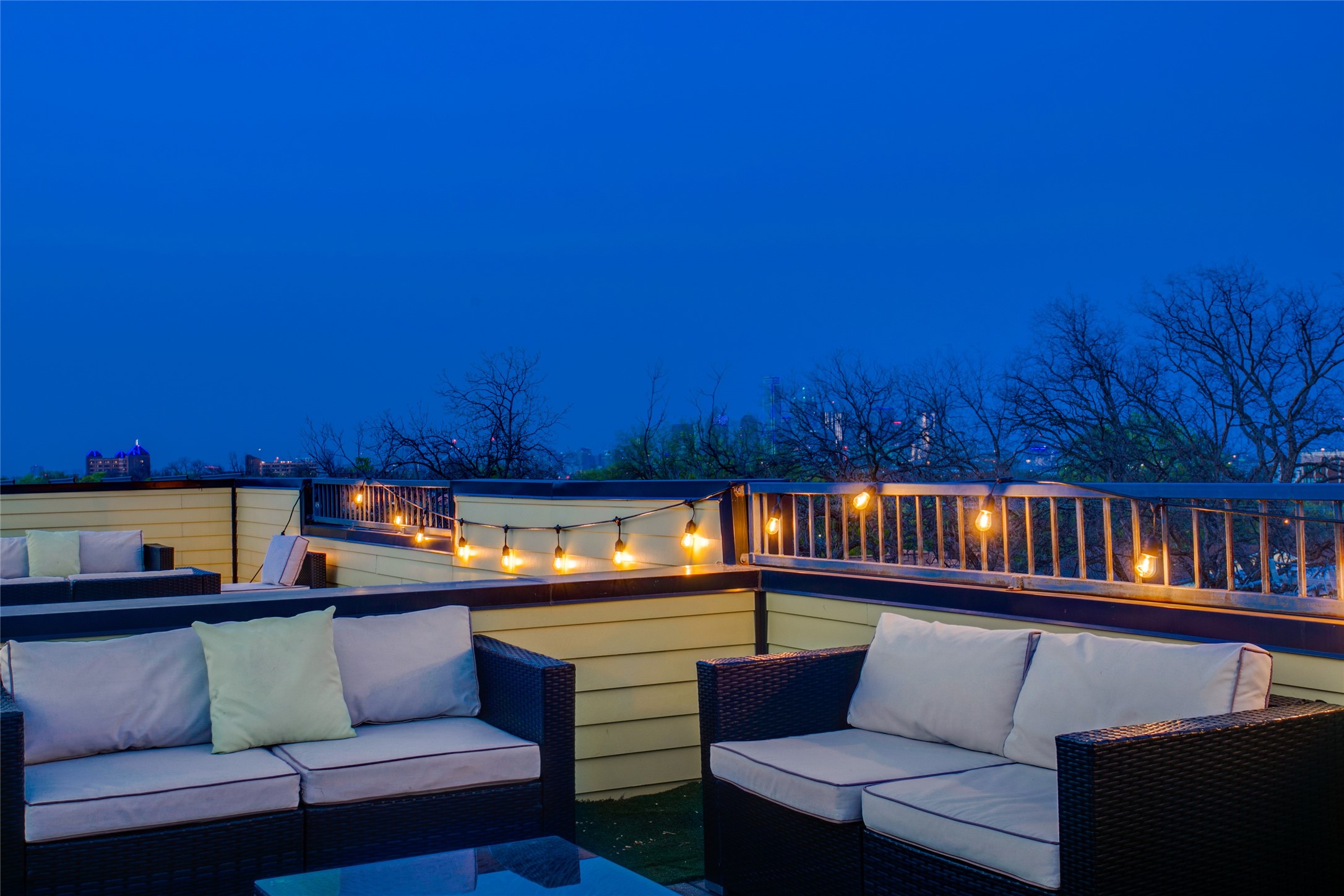 410 Melba Street Dallas TX 75208