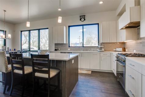 410 Melba Street Dallas TX 75208