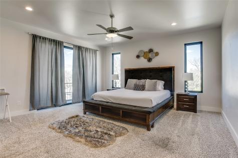 410 Melba Street Dallas TX 75208