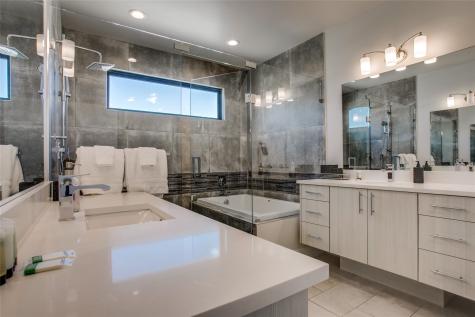410 Melba Street Dallas TX 75208