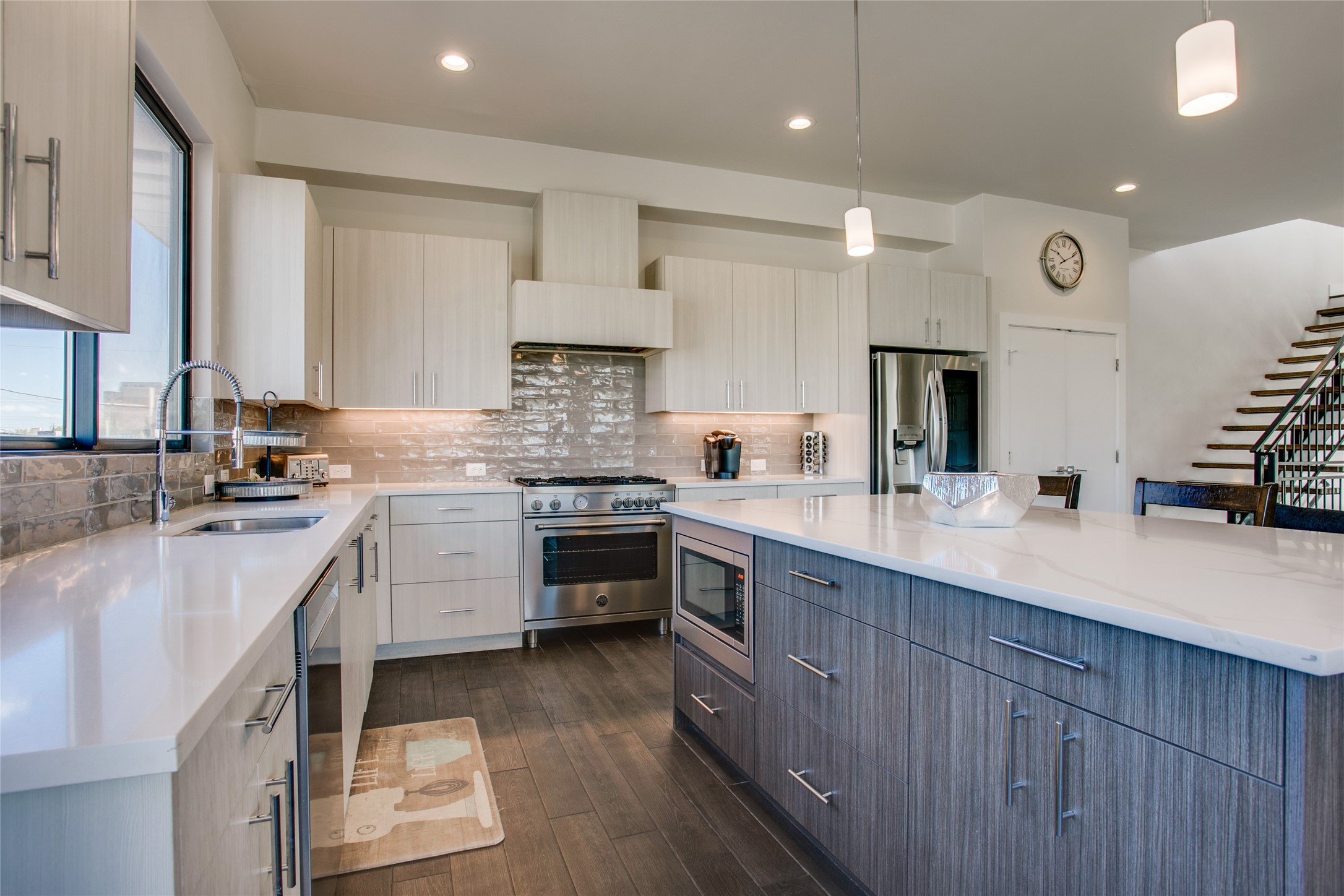 410 Melba Street Dallas TX 75208