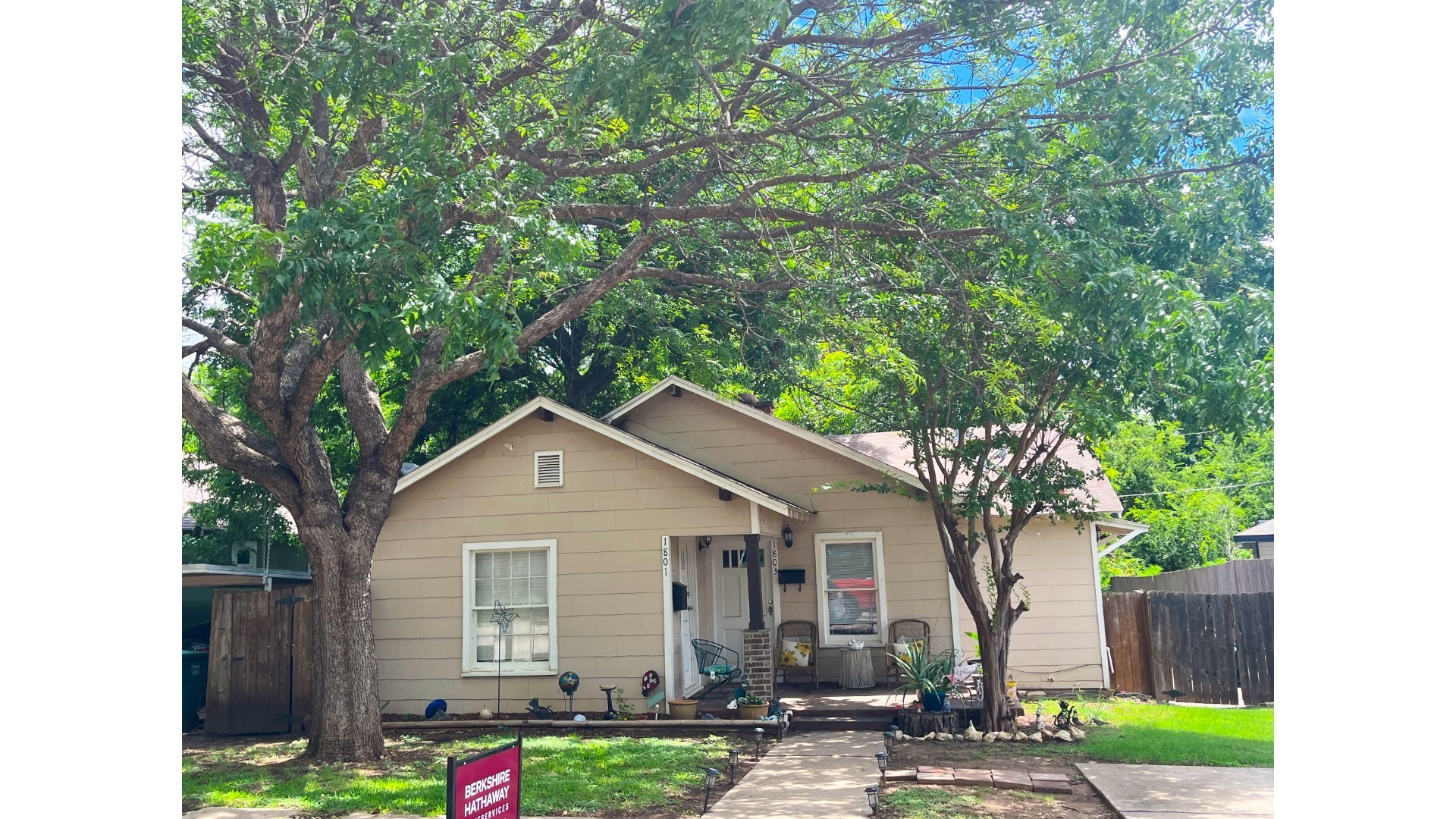 1801 Belle Place Fort Worth TX 76107