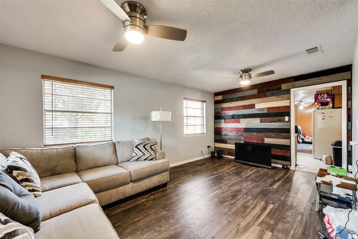12816 Pandora Drive Dallas TX 75238