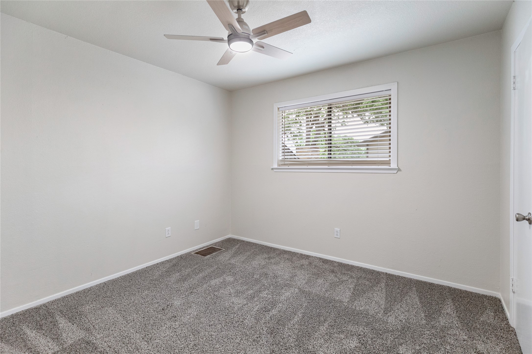 1620 Brown Trail Hurst TX 76054