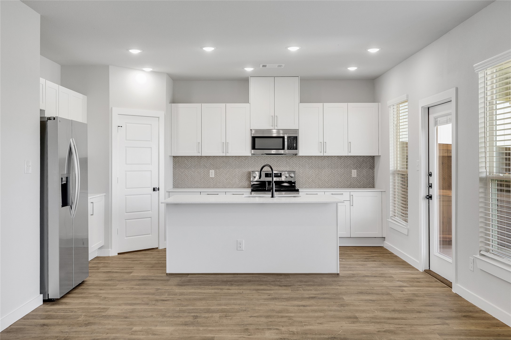 6802-6804 Florence Drive Midlothian TX 76065