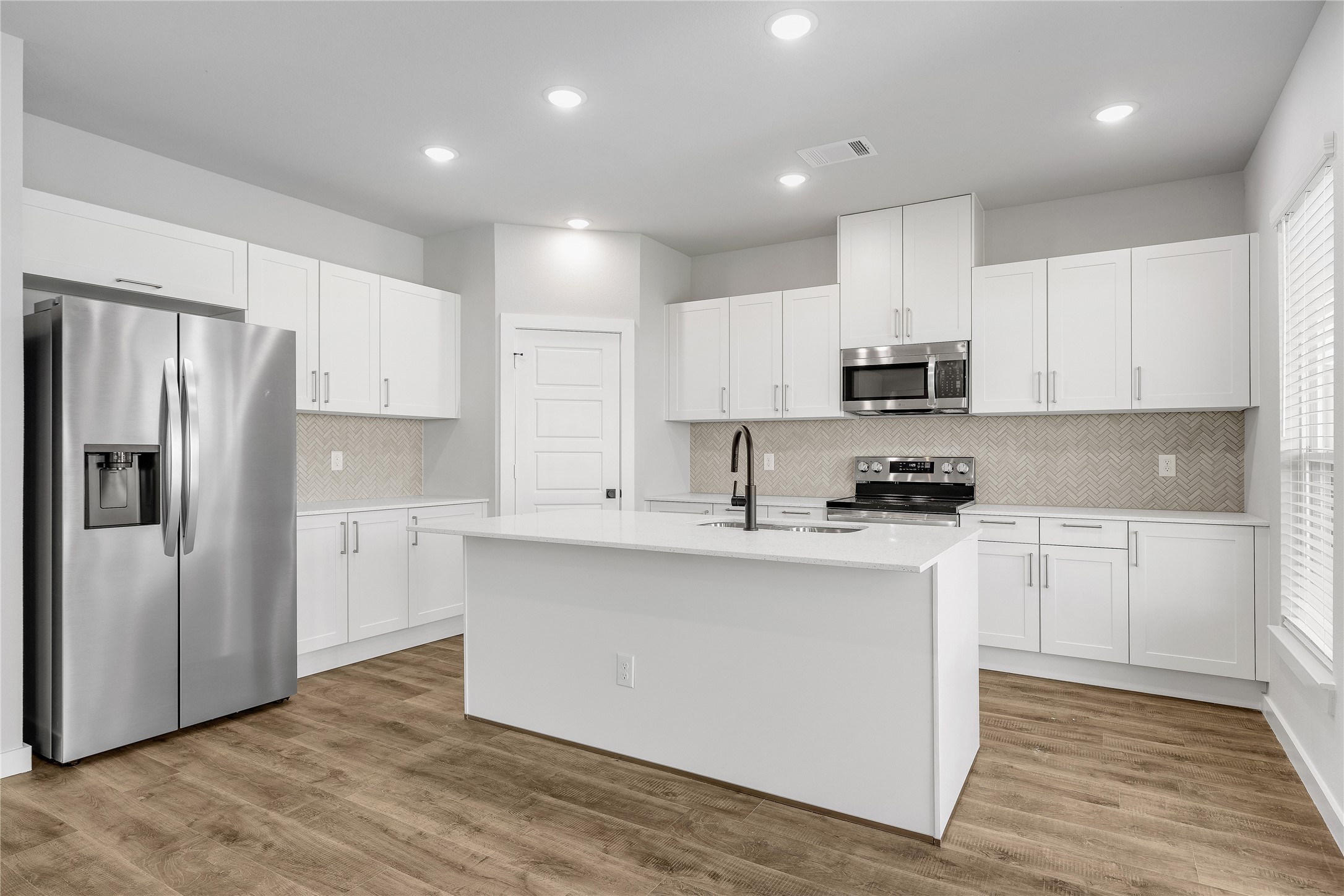 6802-6804 Florence Drive Midlothian TX 76065