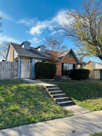 7046 Pineberry Road Dallas TX 75249