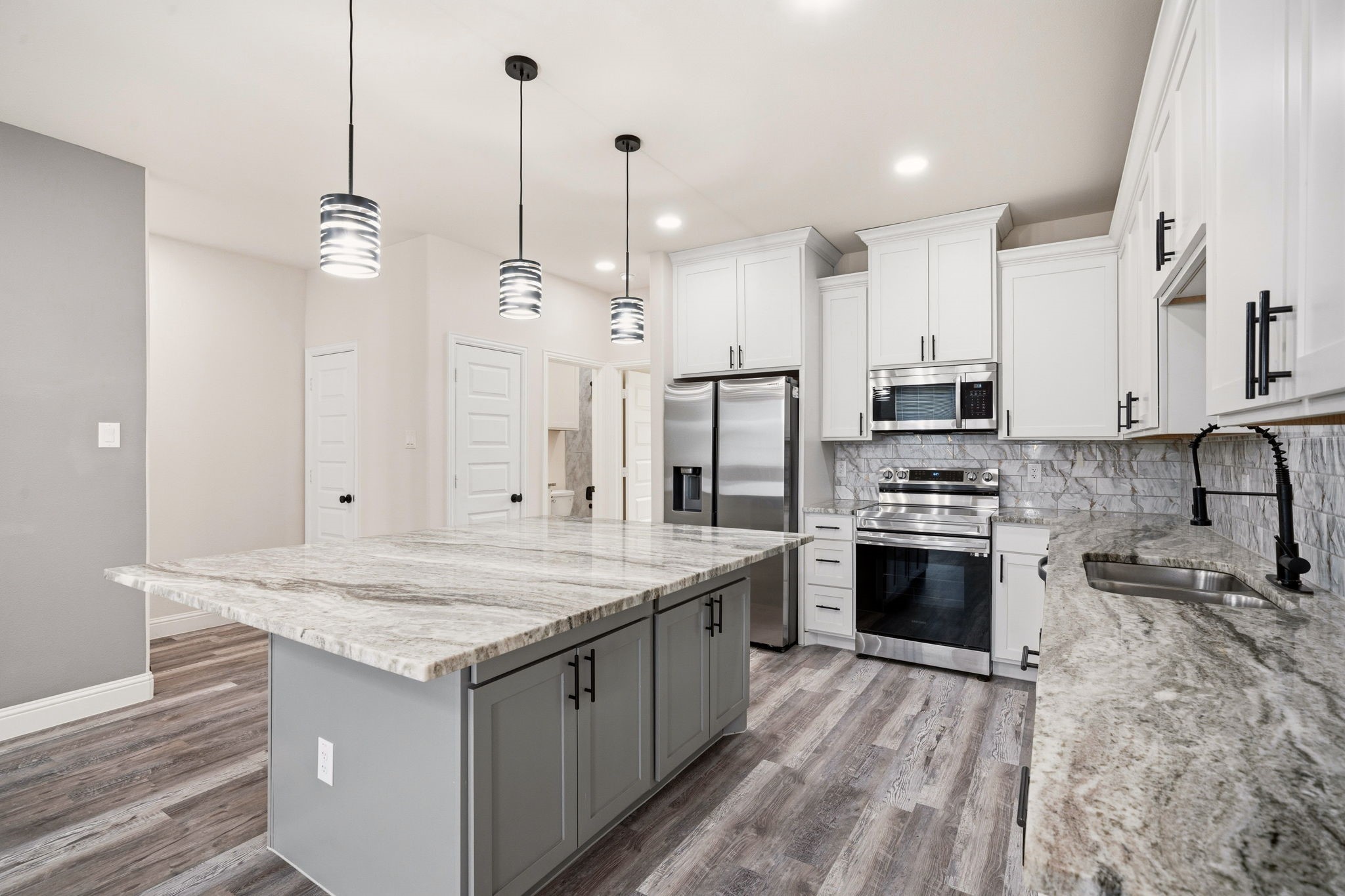 1609 Mignon Drive Arlington TX 76010