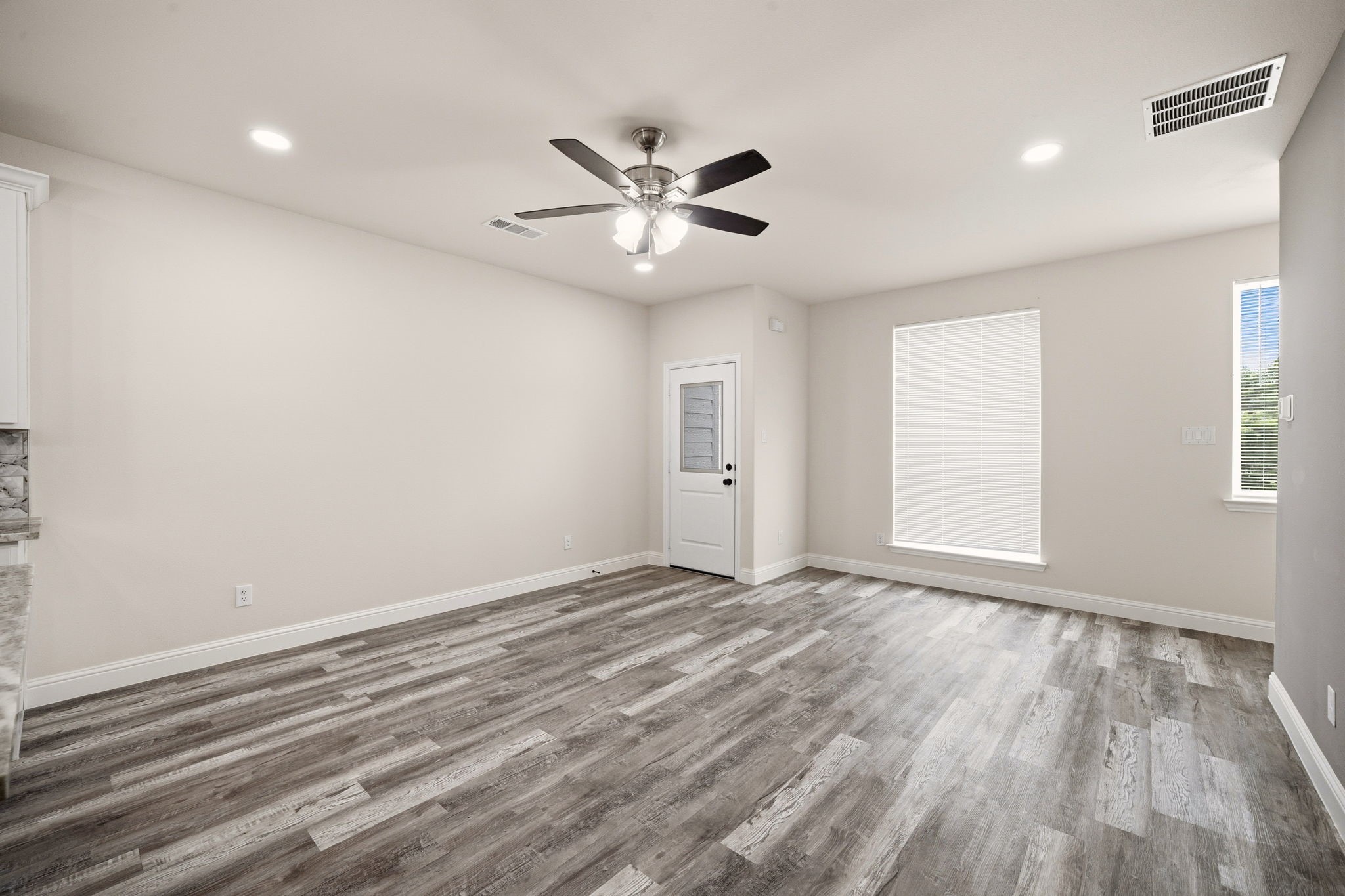 1609 Mignon Drive Arlington TX 76010