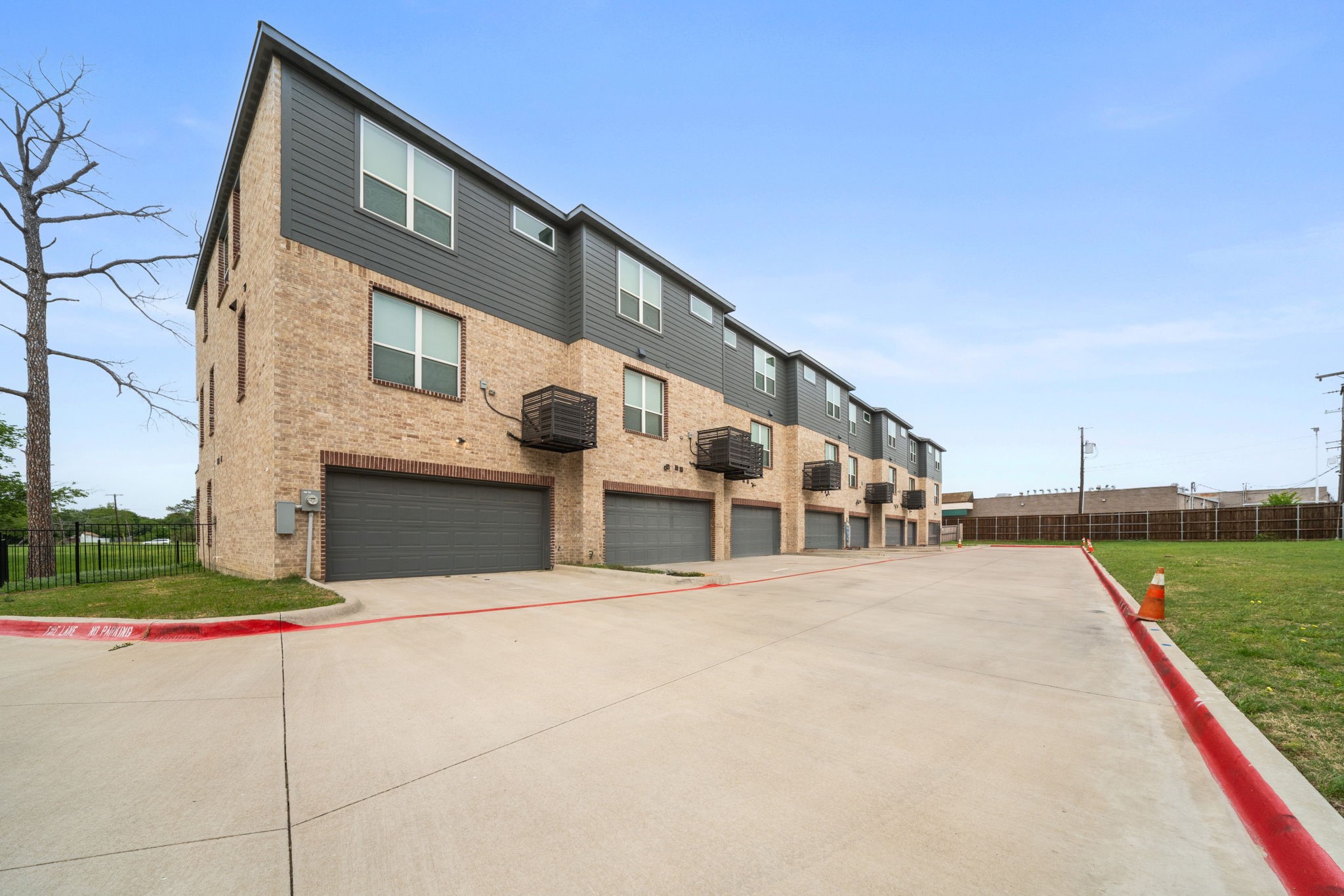 1609 Mignon Drive Arlington TX 76010