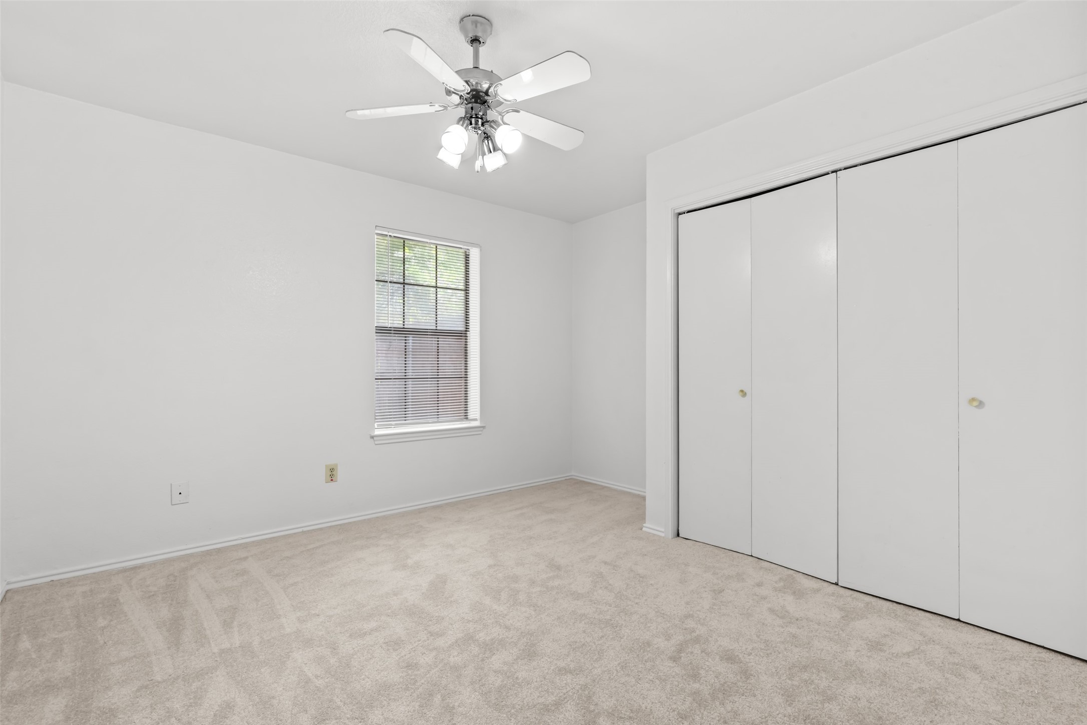 208 Lanham Court White Settlement TX 76108