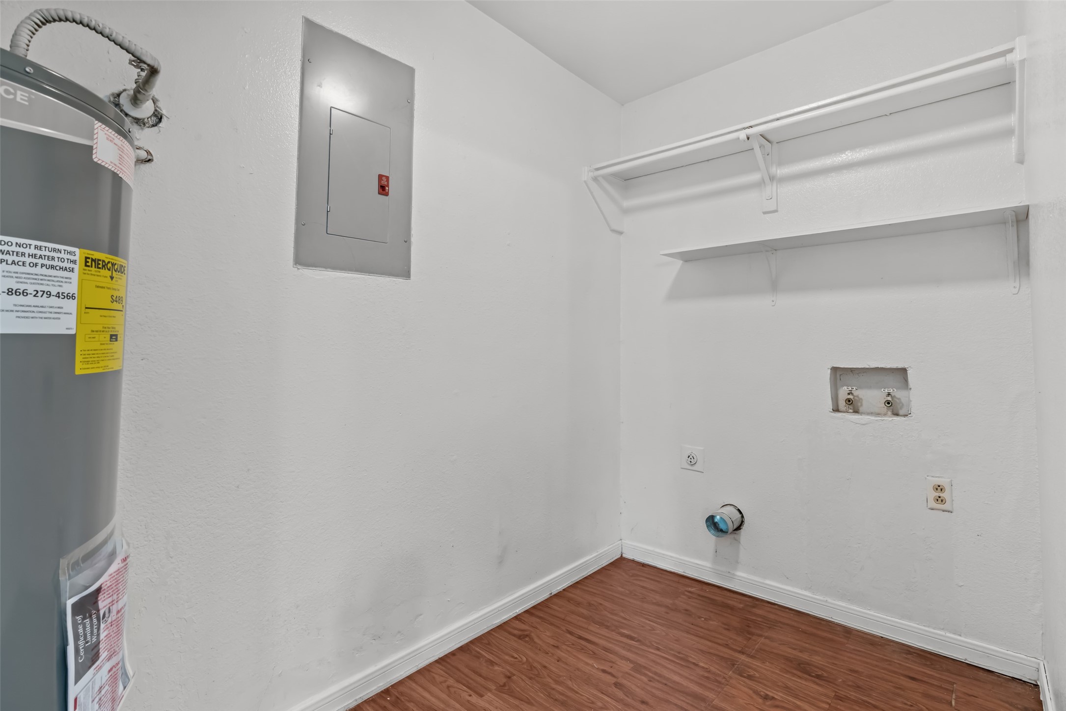 208 Lanham Court White Settlement TX 76108