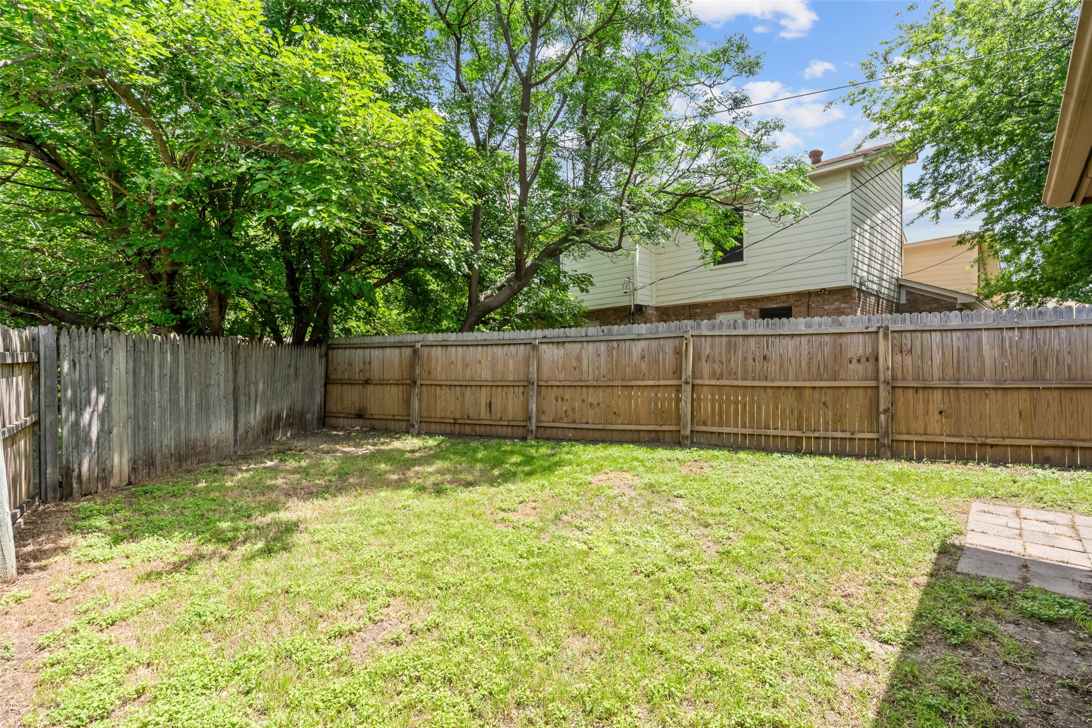 208 Lanham Court White Settlement TX 76108