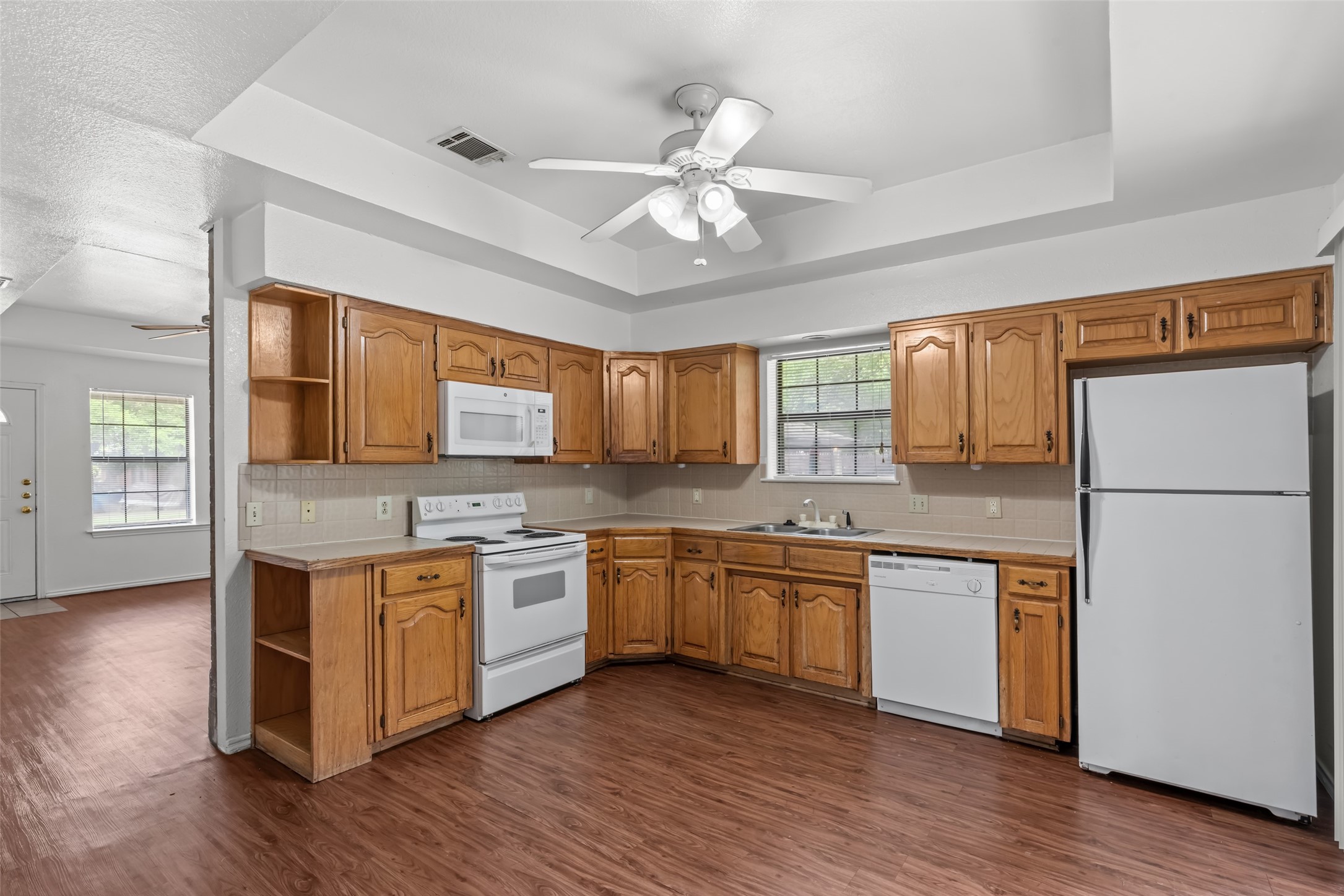 208 Lanham Court White Settlement TX 76108