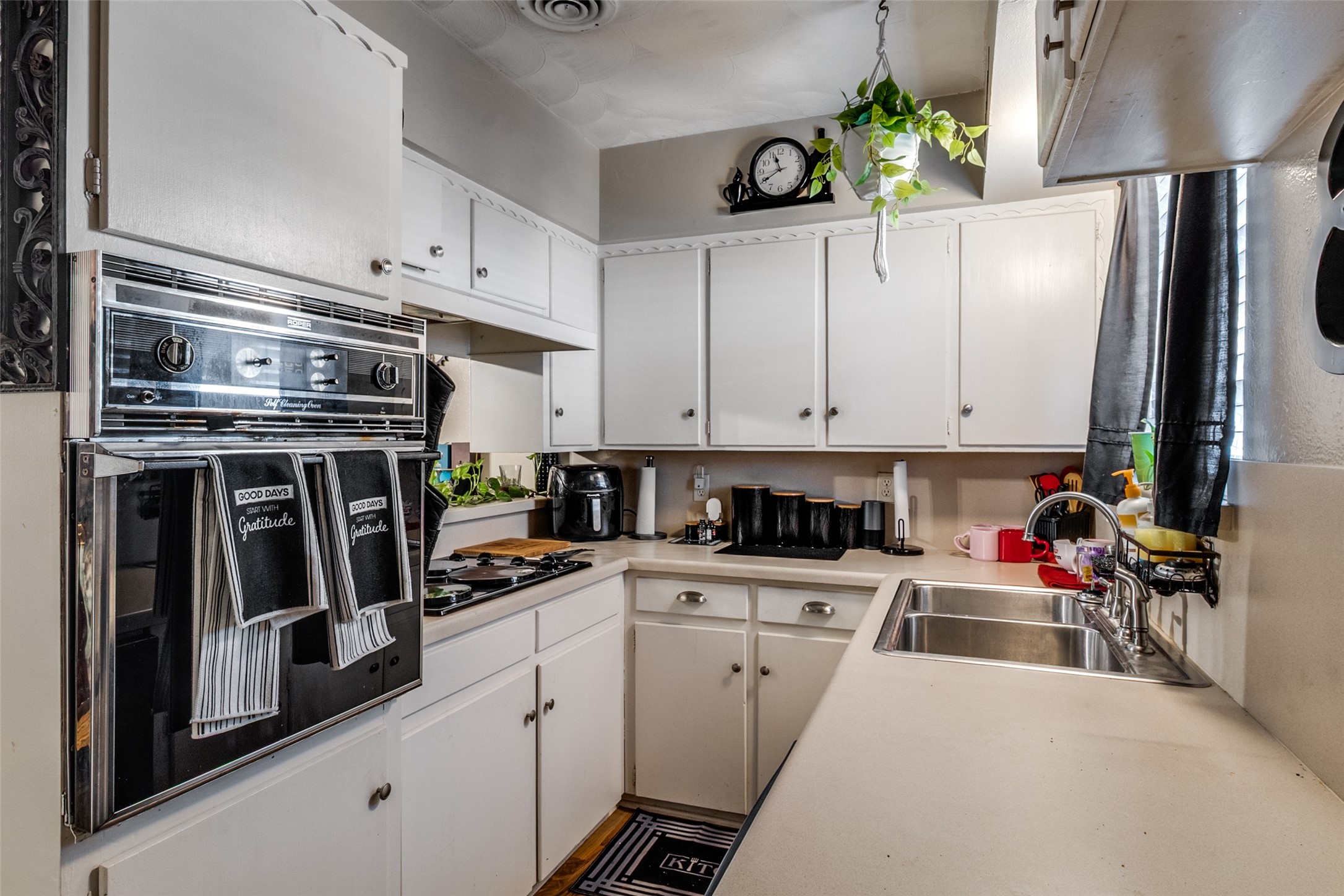 11315-11317 Lochwood Boulevard Dallas TX 75218