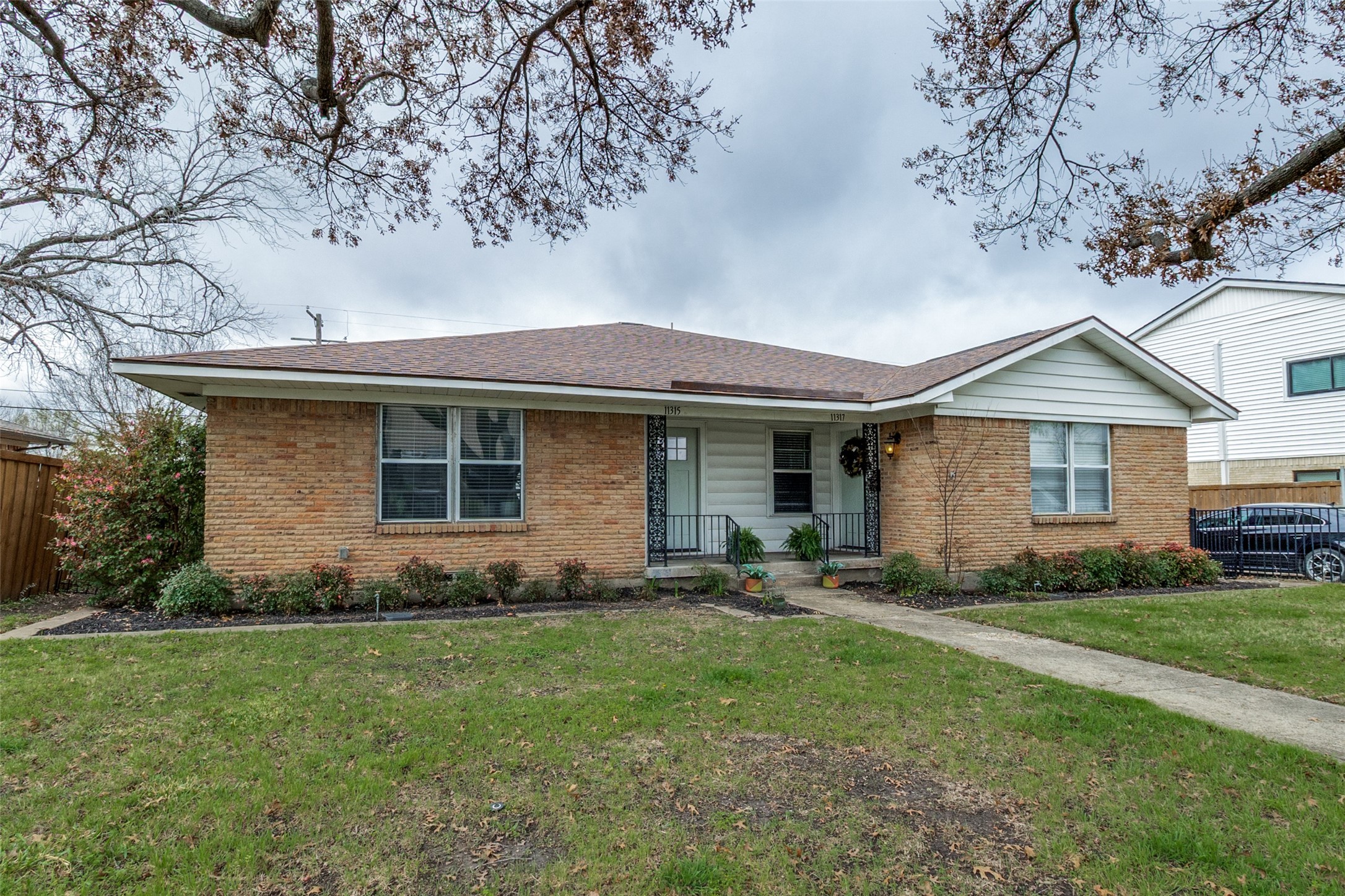 11315-11317 Lochwood Boulevard Dallas TX 75218