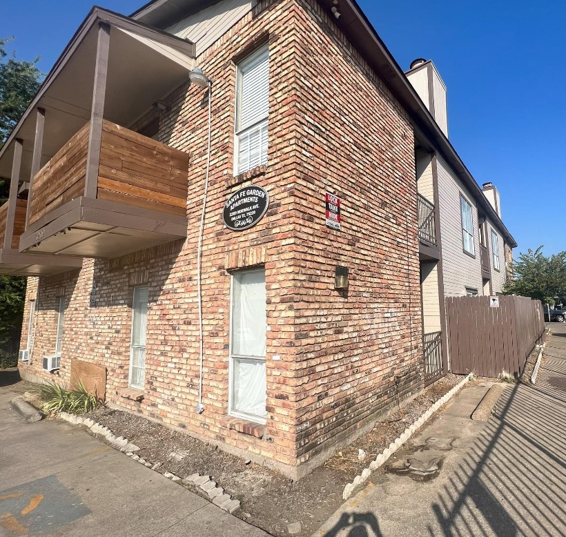 3209 Norwalk Avenue Dallas TX 75220