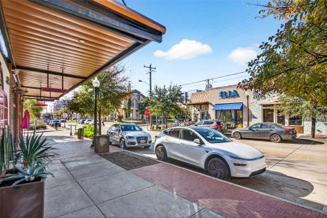 435 W 9th Street Dallas TX 75208