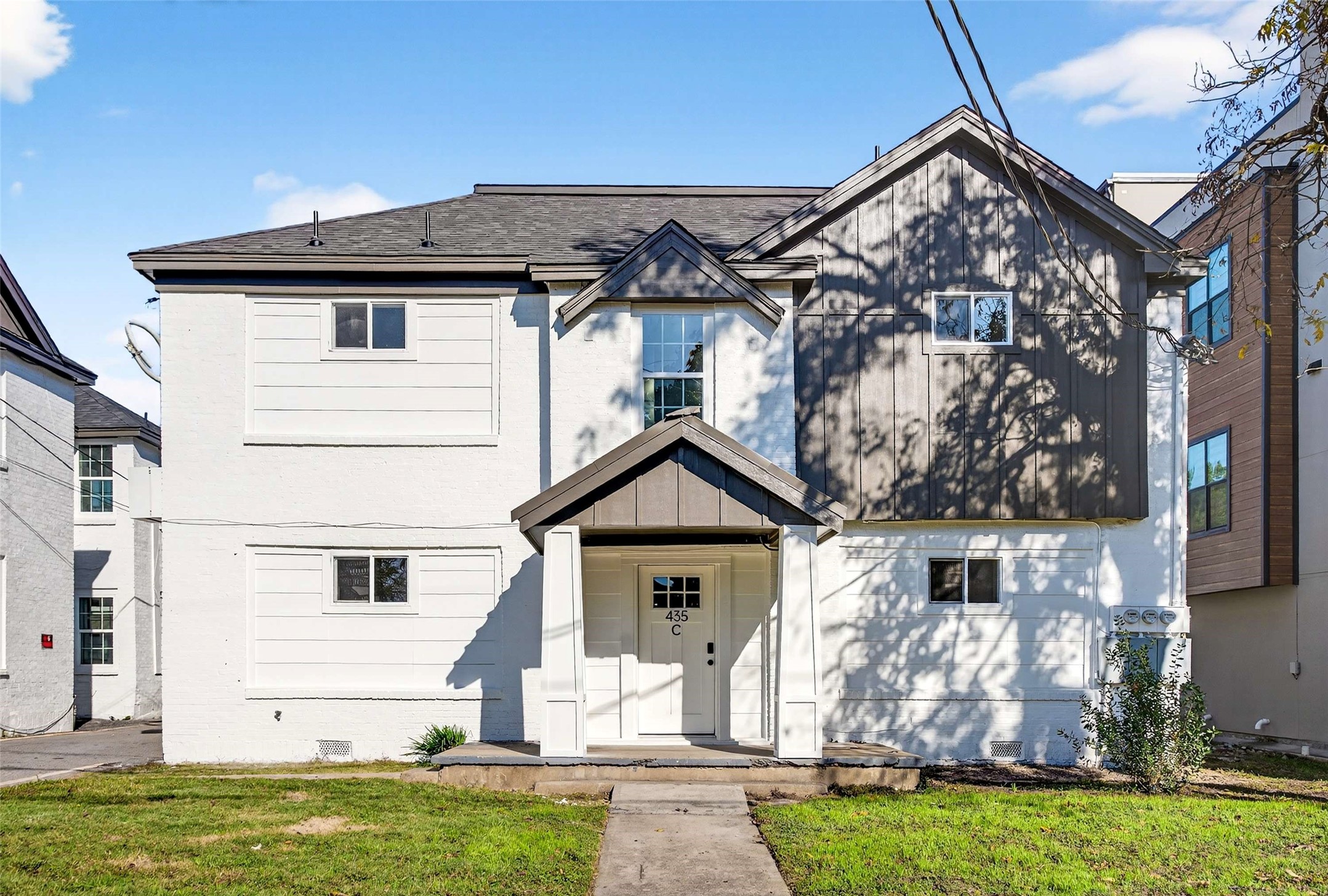 435 W 9th Street Dallas TX 75208