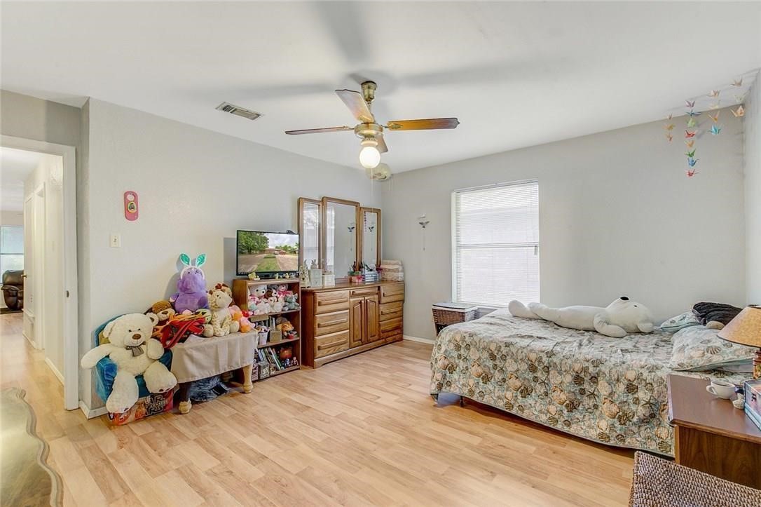 1908 Reever Street Arlington TX 76010