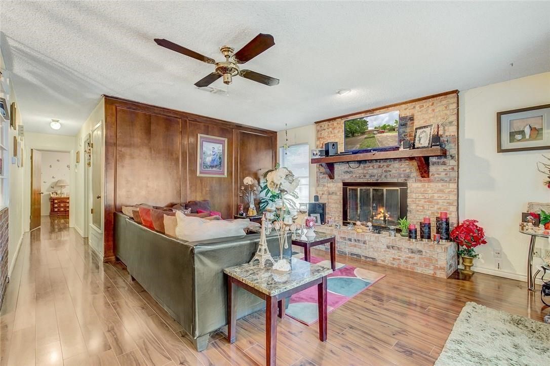 1908 Reever Street Arlington TX 76010