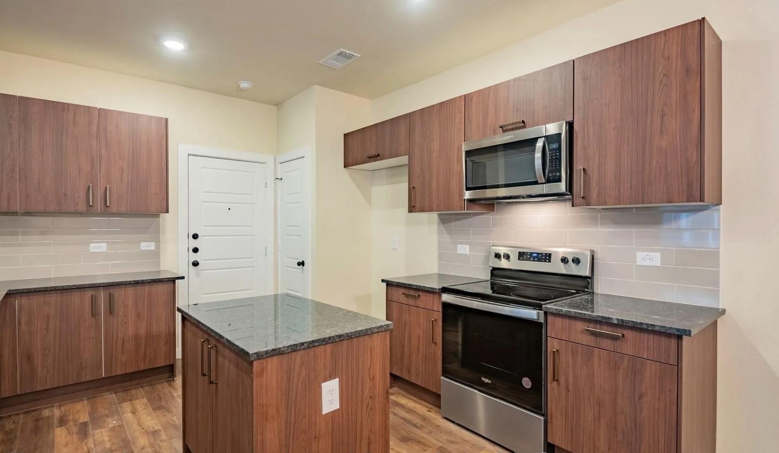656-660 Wheatfield Drive Venus TX 76084