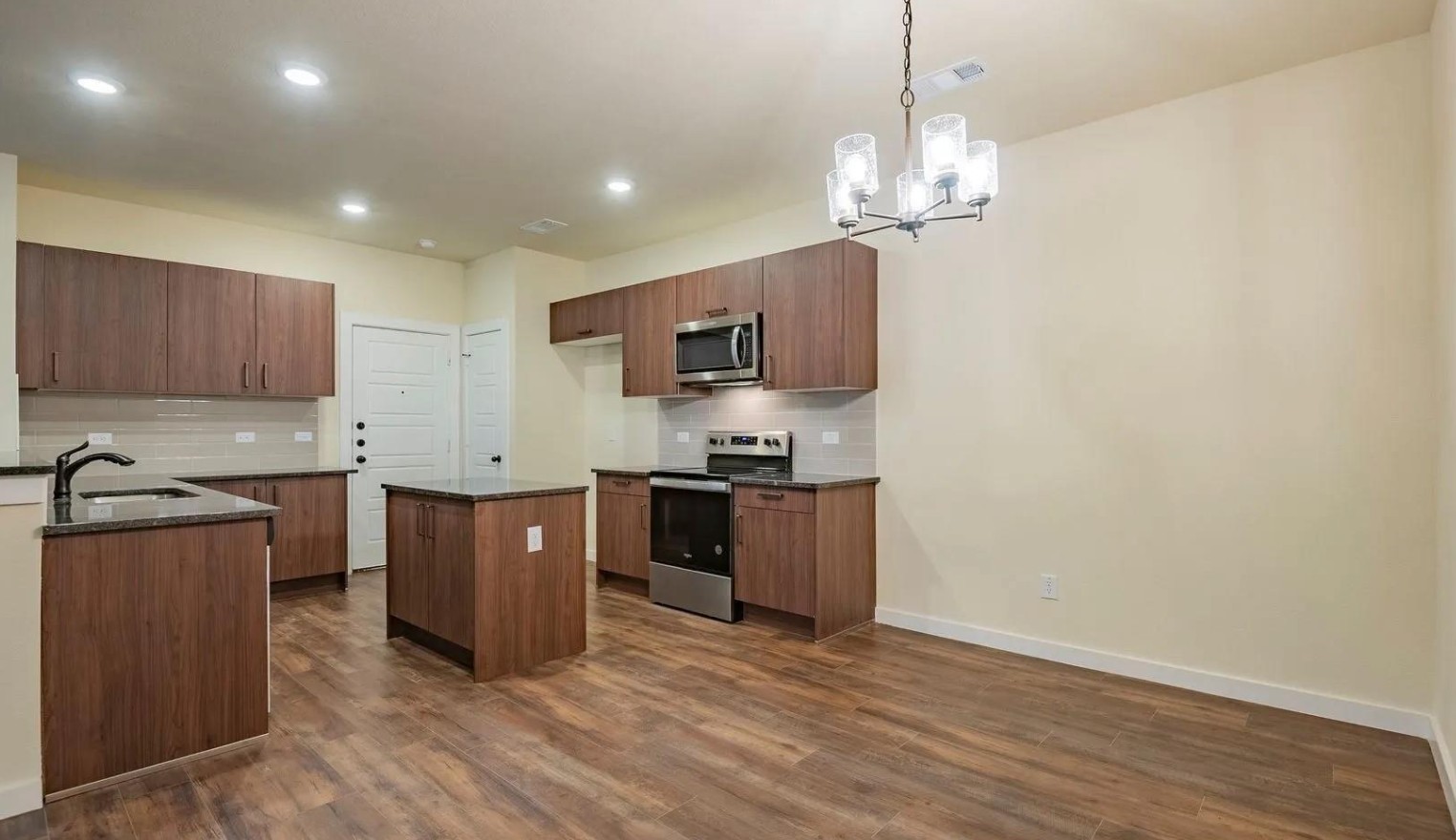 656-660 Wheatfield Drive Venus TX 76084