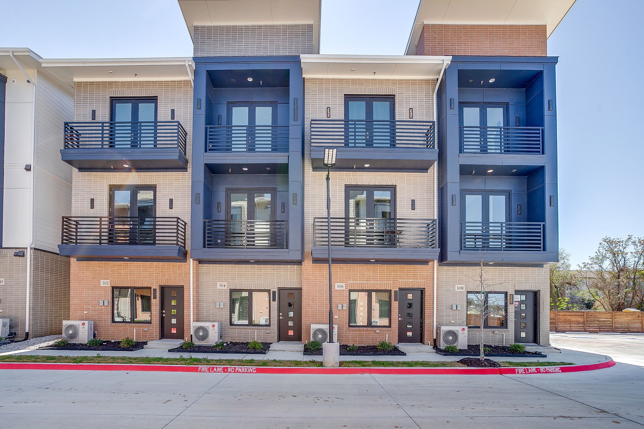 115 Merritt Street Fort Worth TX 76114