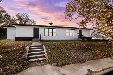 36 Twining Drive Denison TX 75020