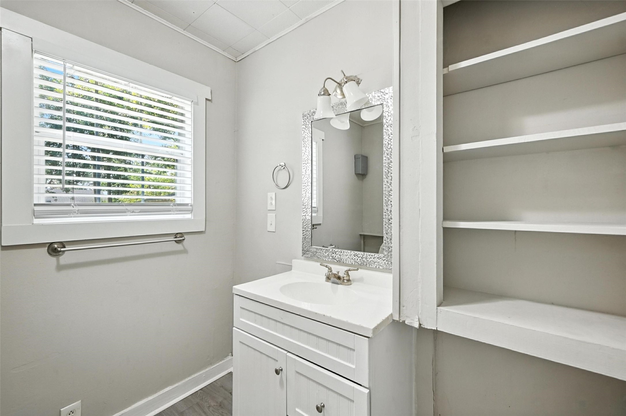 506 E 15th Bonham TX 75418