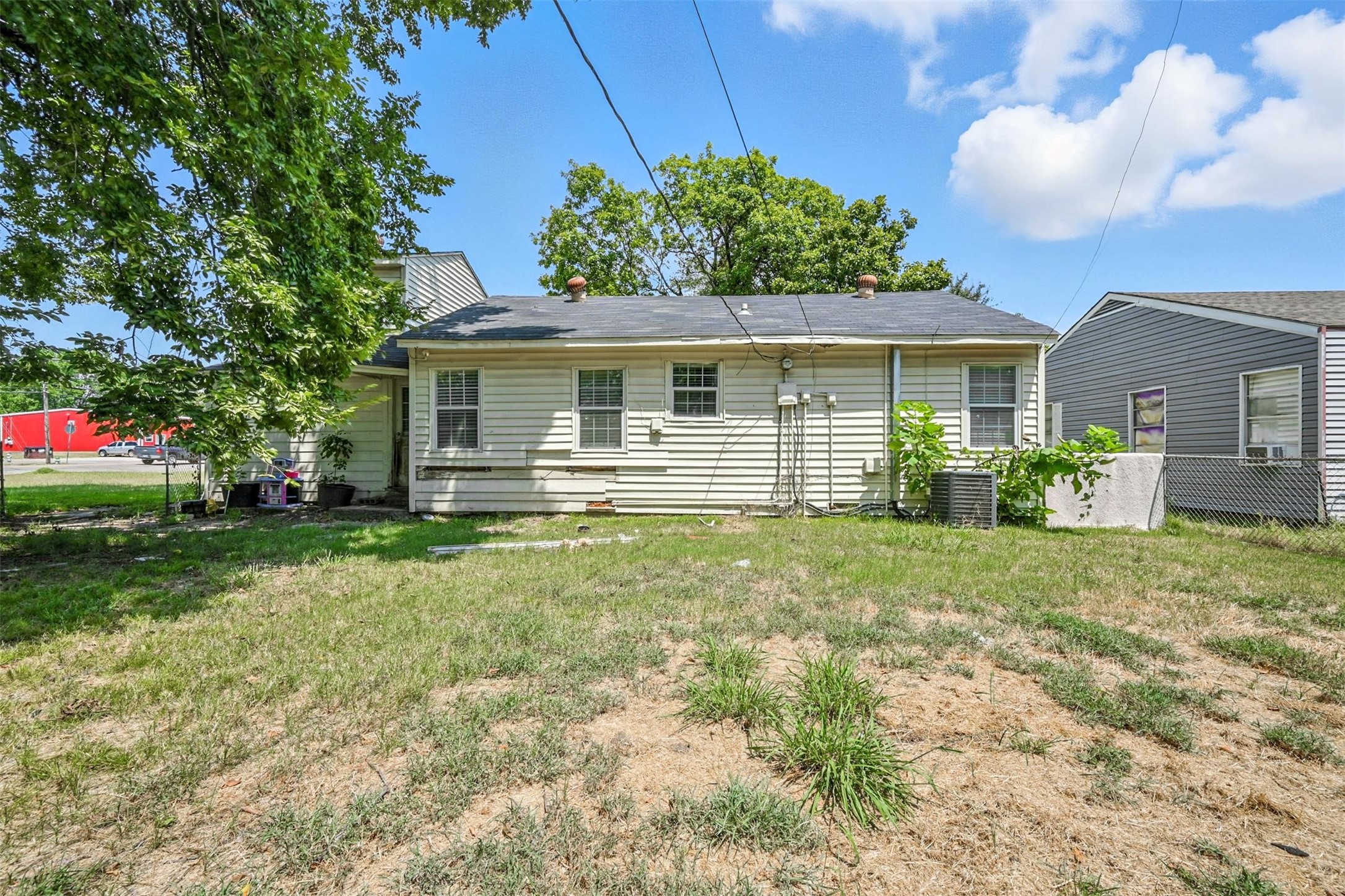 506 E 15th Bonham TX 75418