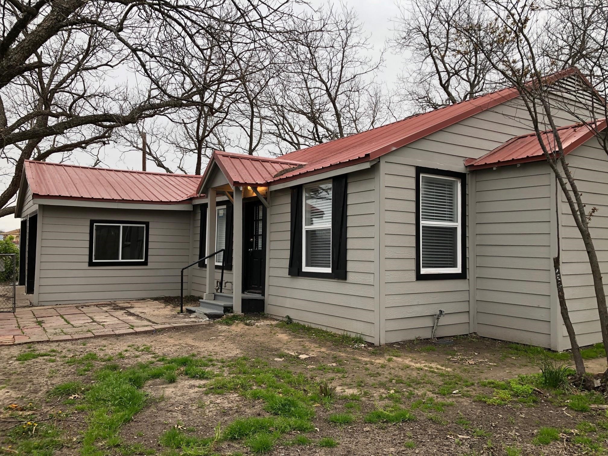 506 E 15th Bonham TX 75418
