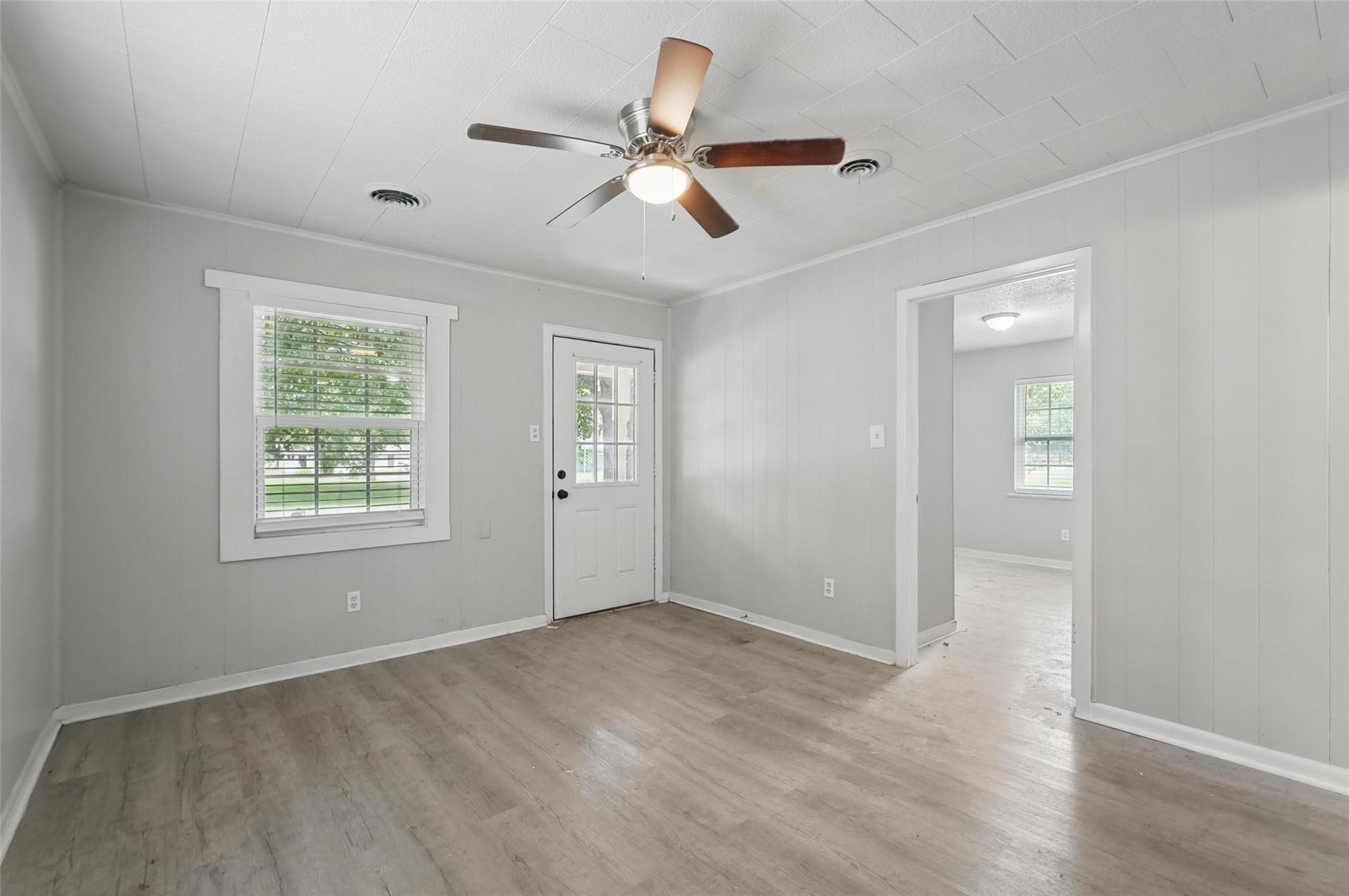 506 E 15th Bonham TX 75418