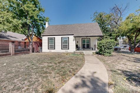 1100 W Waggoman Street Fort Worth TX 76110