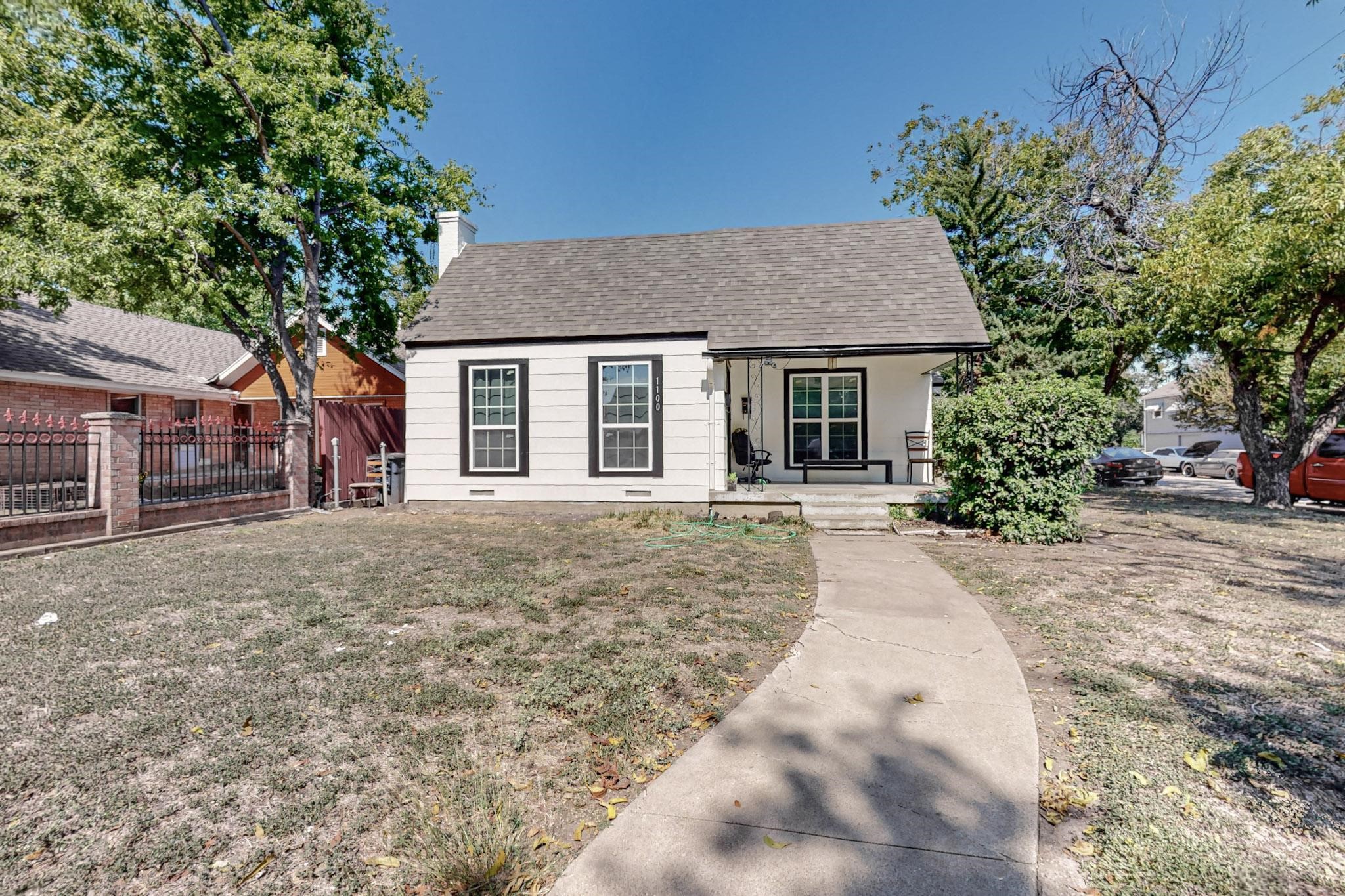 1100 W Waggoman Street Fort Worth TX 76110