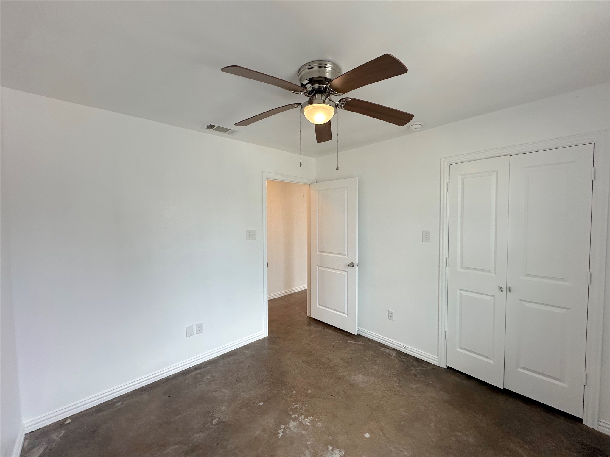 108 W Adams Street Itasca TX 76055