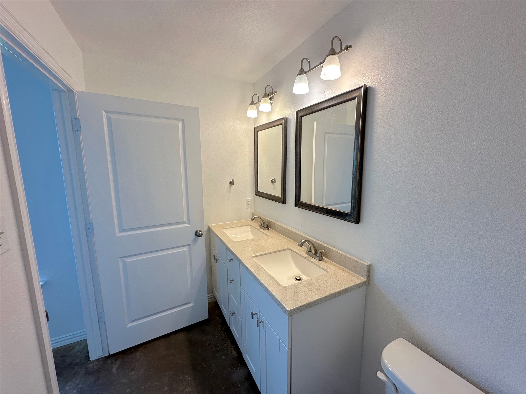 108 W Adams Street Itasca TX 76055