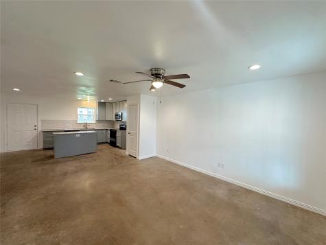 108 W Adams Street Itasca TX 76055