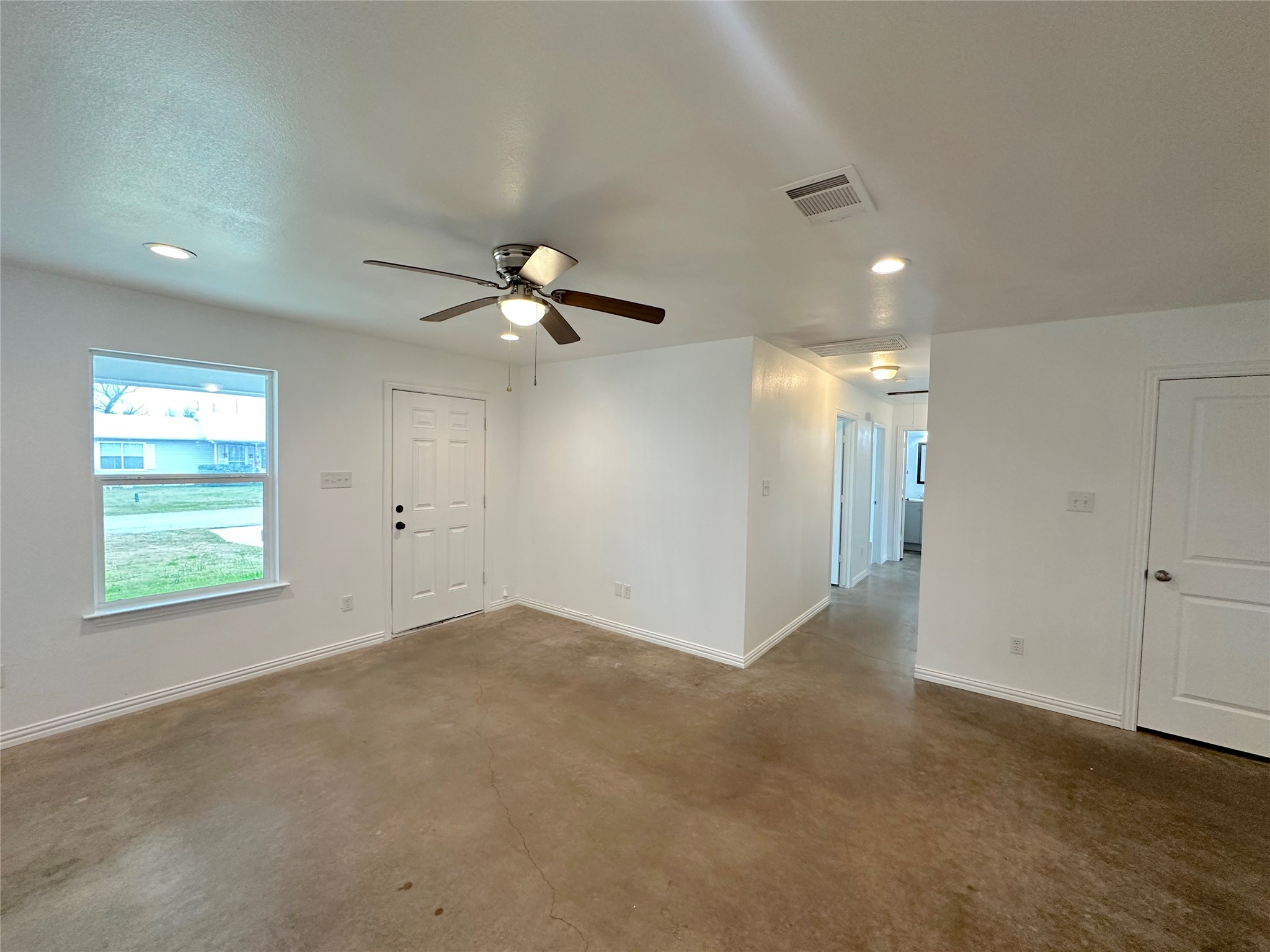 108 W Adams Street Itasca TX 76055