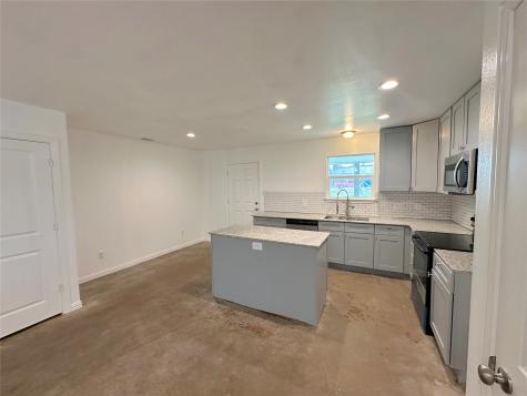 108 W Adams Street Itasca TX 76055