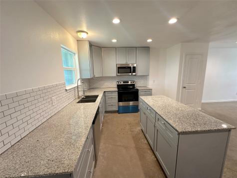108 W Adams Street Itasca TX 76055