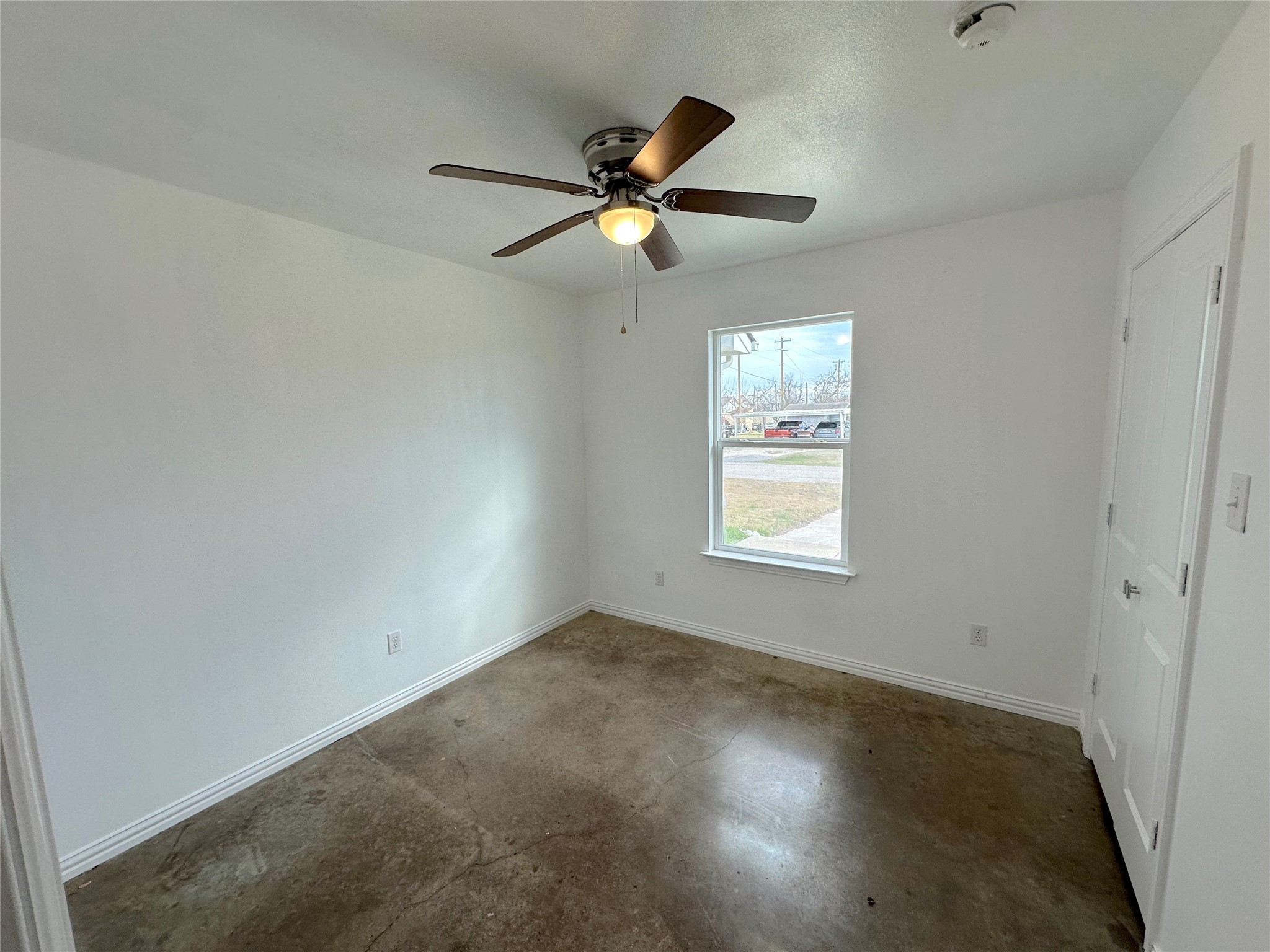 108 W Adams Street Itasca TX 76055