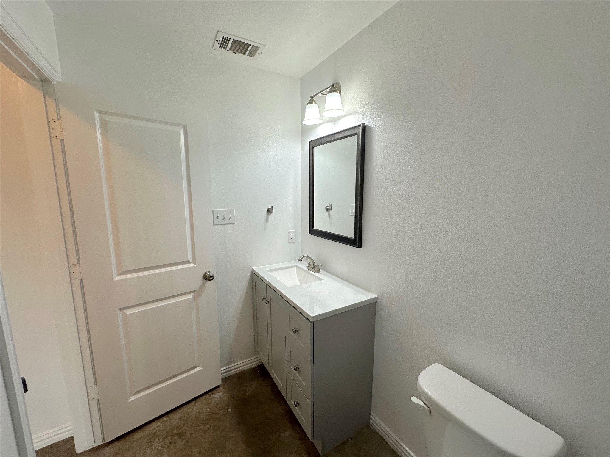 108 W Adams Street Itasca TX 76055